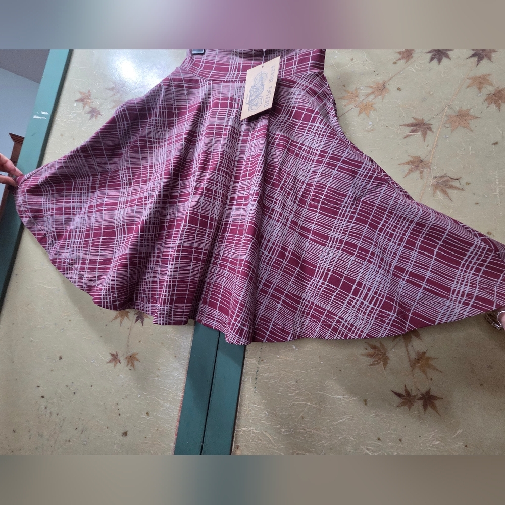 NWT Effie's Heart Women's Burgundy 'Carnaby Skirt Winter Plaid' Skirt Sz XS - Picture 4 of 13